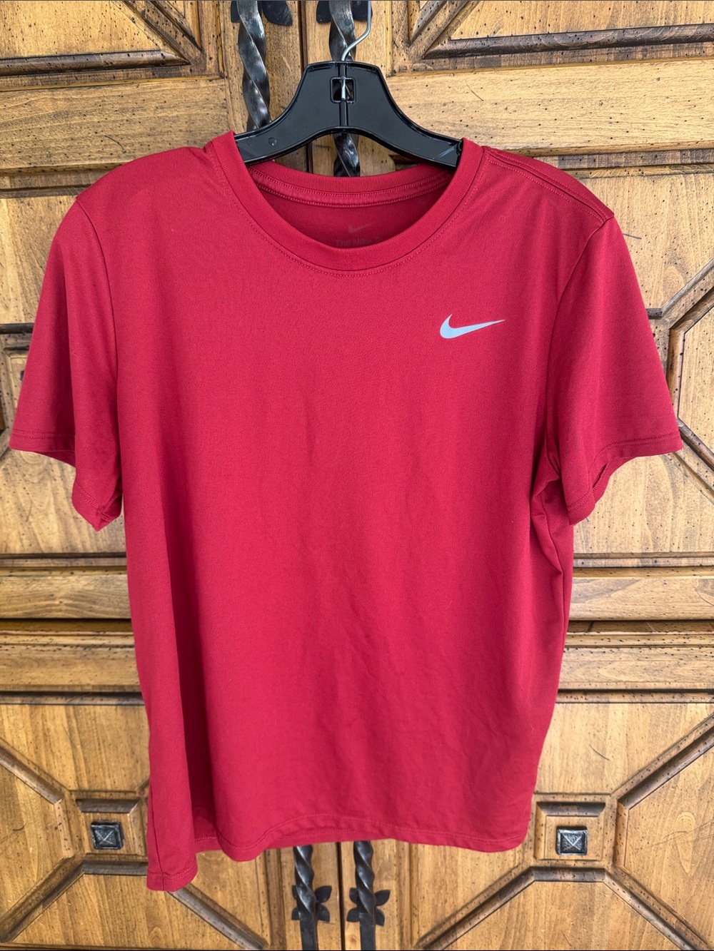 Nike Women's Dri-fit Red Short Sleeve Logo Tee M